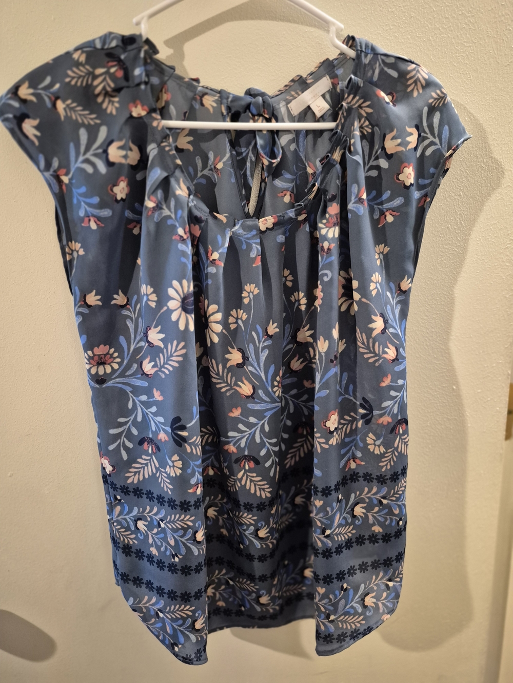 LC Lauren Conrad Navy Floral Tie-Neck Blouse with Peach Accents